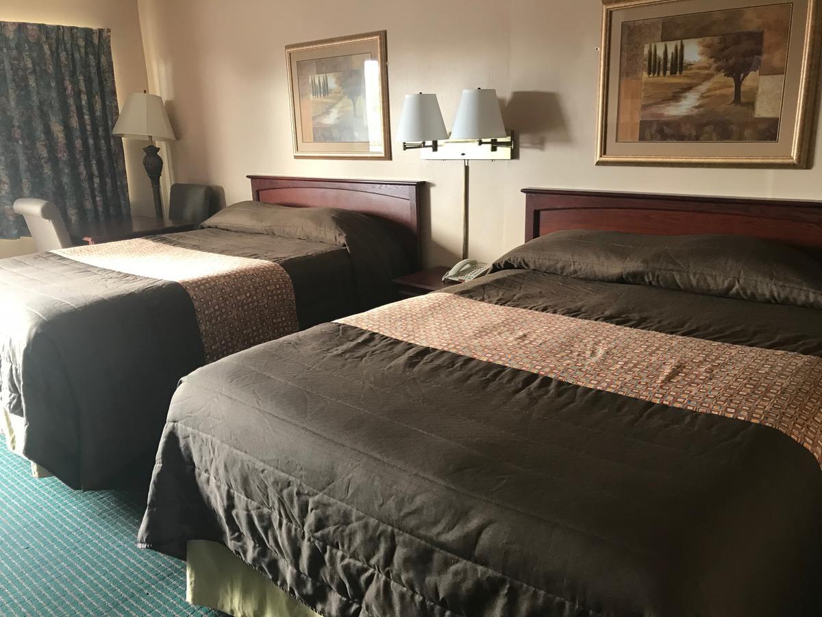 גדסדן Redwood Inn מראה חיצוני תמונה